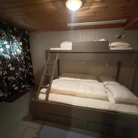 Perfect Couple's Hideaway In Nature! بيت للعطل